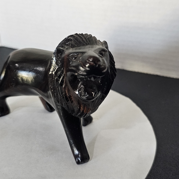 Ebony Iron Wood Lion Statue Decor Hand Carved As Shown Vintage - Picture 8 of 11